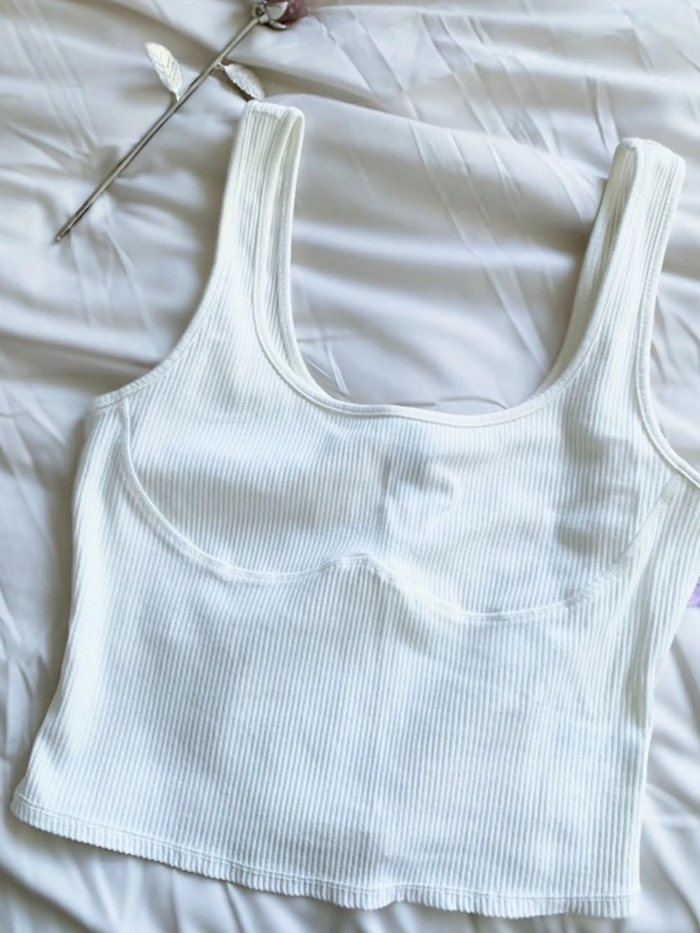 Wild Fable | White Ribbed Bust Seam Tank Top Size L
